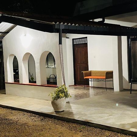 Leisure Villa Anuradhapura Exterior photo